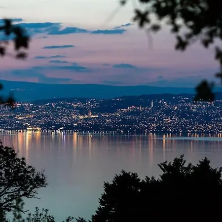 Cosy Avec Vue Sur リュグラン