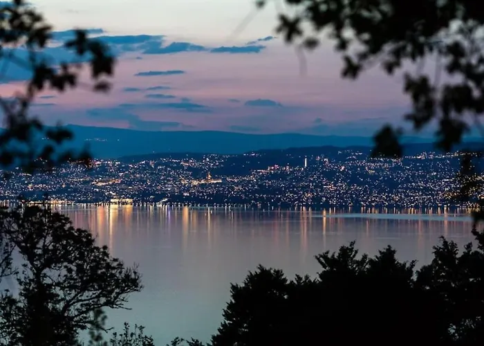 Cosy Avec Vue Sur リュグラン